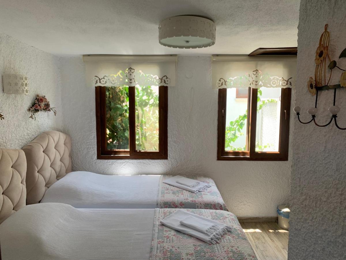 Villa Teos Otel İzmir Luaran gambar
